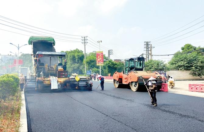 蒼海大道加快路面鋪設