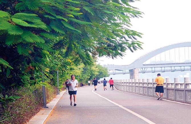 天氣暖和宜鍛煉
